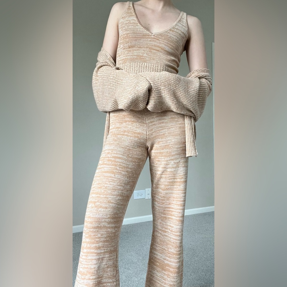 DISSH Sweater Set